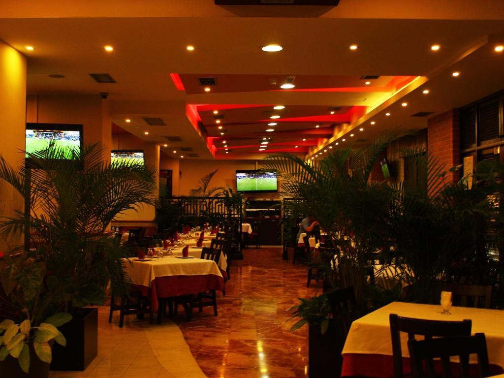 Waldorf Hotel Caracas Exterior photo